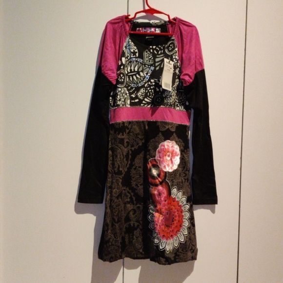 Desigual Other - Desigual pink and black dress